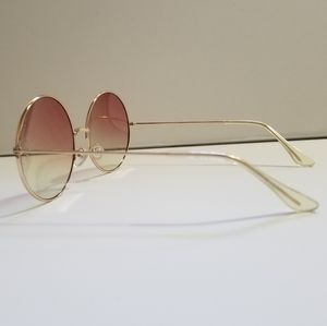 Free People Accessories - Lennon oversized sunglasses Free People Accessories - Lennon oversized sunglasses